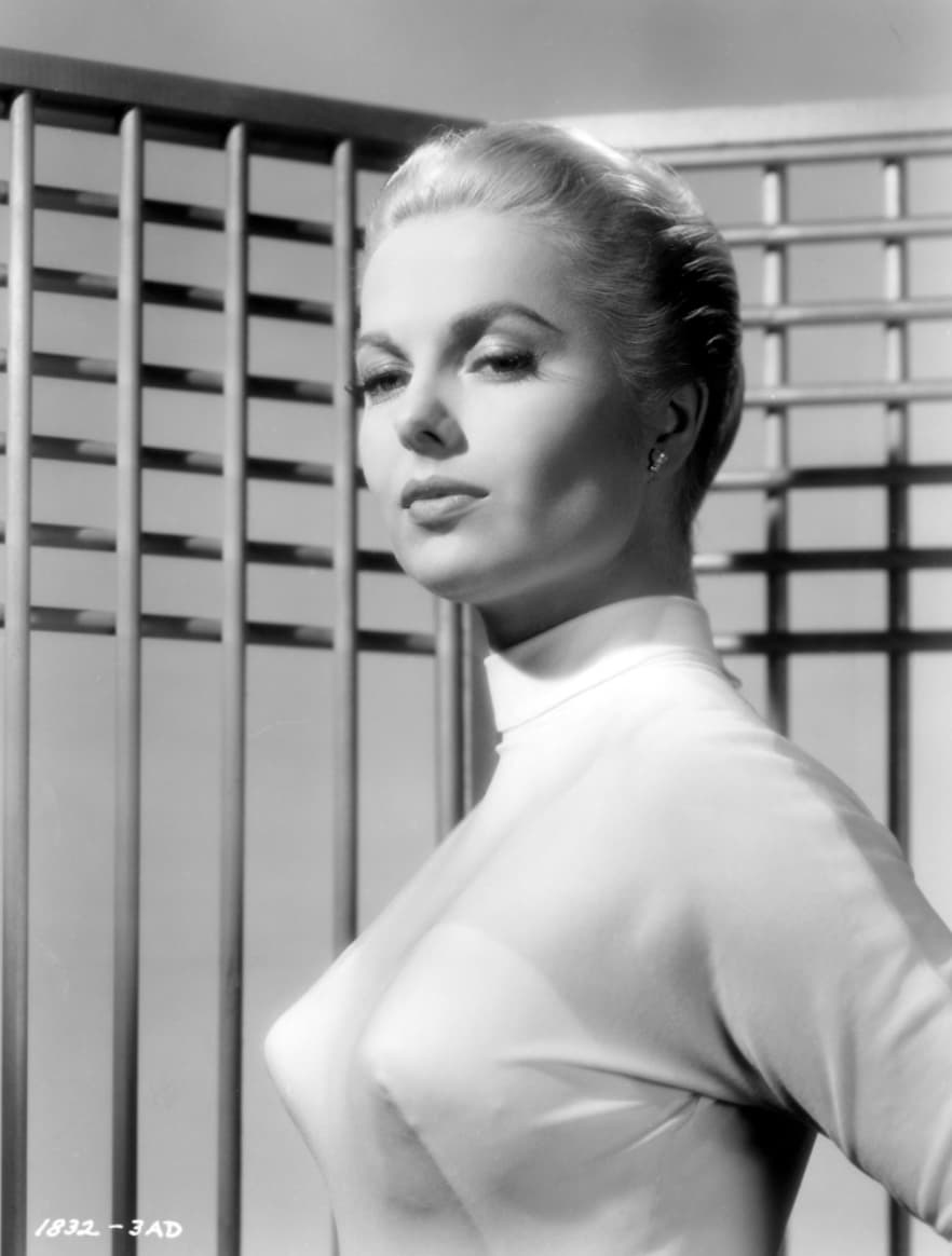 martha hyer - 18323AD Tt